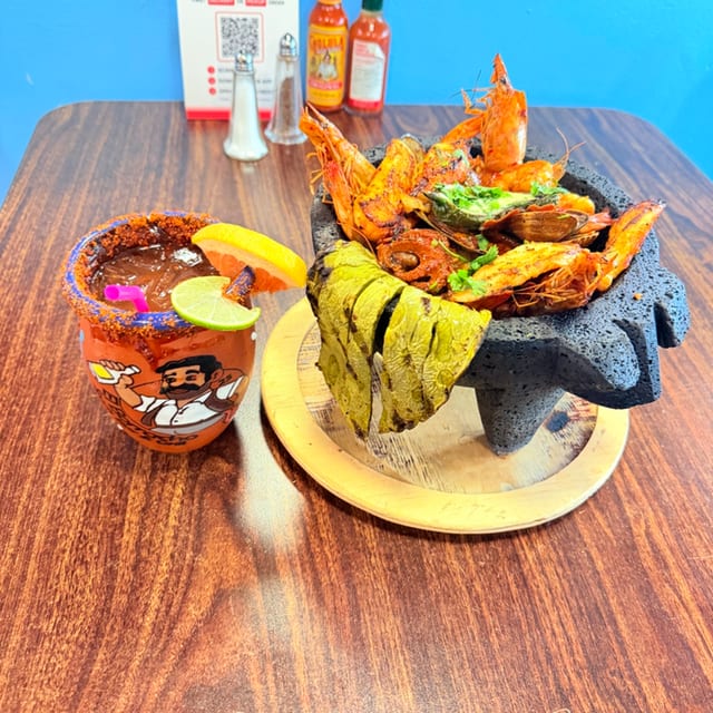 Molcajete De Marisco.