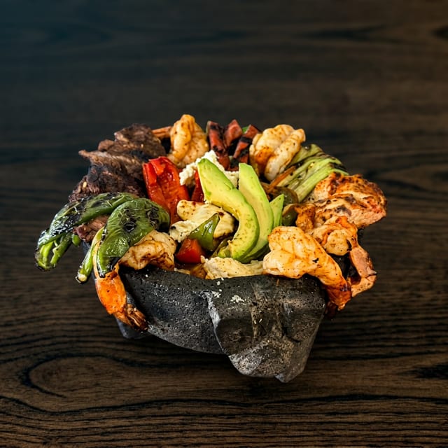 Molcajete Mixto.